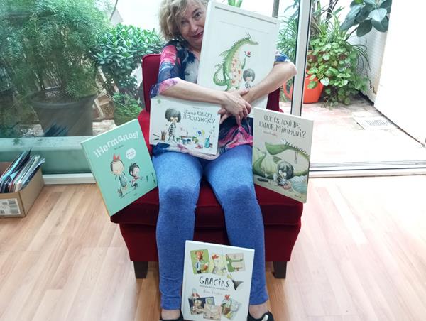 Me gustan los sábados con Mimí, ven a ver de qué color son los besos de Minimoni