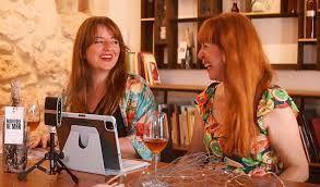 Presentació del nou llibre de poesia de Raquel Casas i Lídia Gazquez