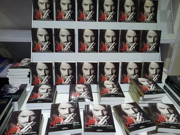 L'Aute ve a presentar l'últim llibre sobre ell mateix | 