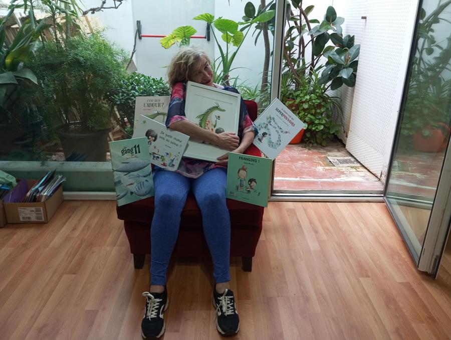 J'aime les samedis, de quelles couleurs sont les bisous de Minimoni ? VIens le découvrir avec Mimi - 