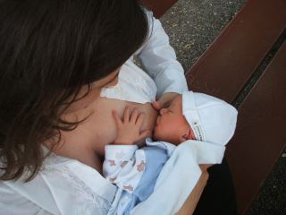 Temps fort parentalité, rencontres et partages sur des thématiques de jeunes parents : autour de l’allaitement - 