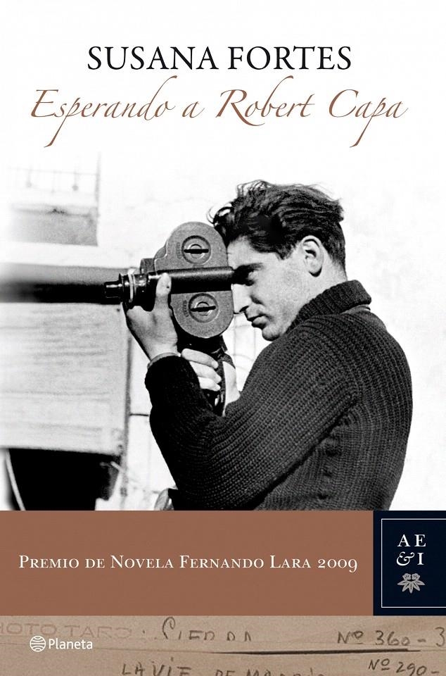 ESPERANDO A ROBERT CAPA | 9788408087250 | SUSANA FORTES