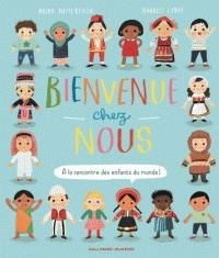 BIENVENUE CHEZ NOUS | 9782075109901 | MOIRA BUTTERFIELD, HARRIET LYNAS